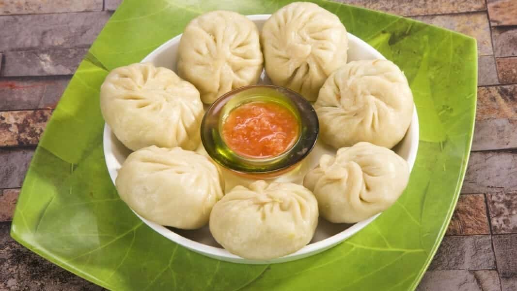 Veg Malai Momos Half